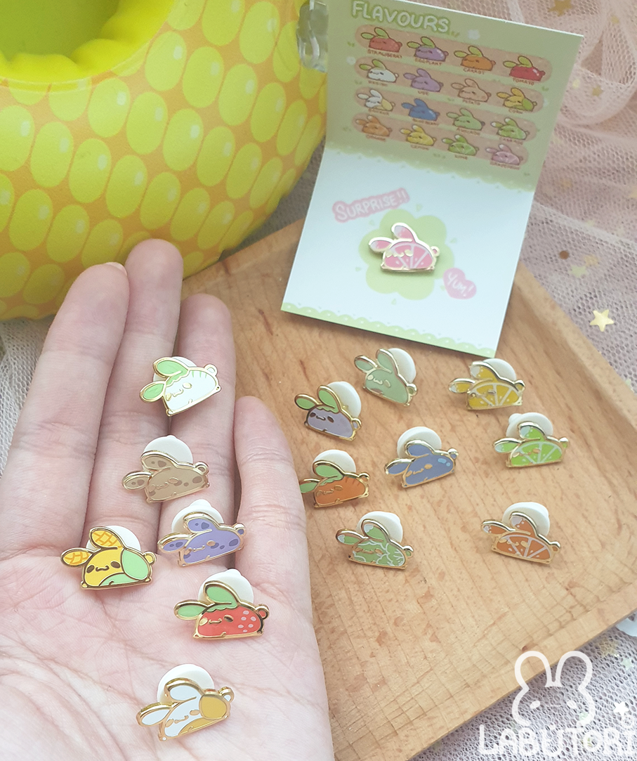 Gacha  Pins and Buttons for Sale